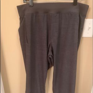 Lululemon Capris Yoga Pants Grey EUC